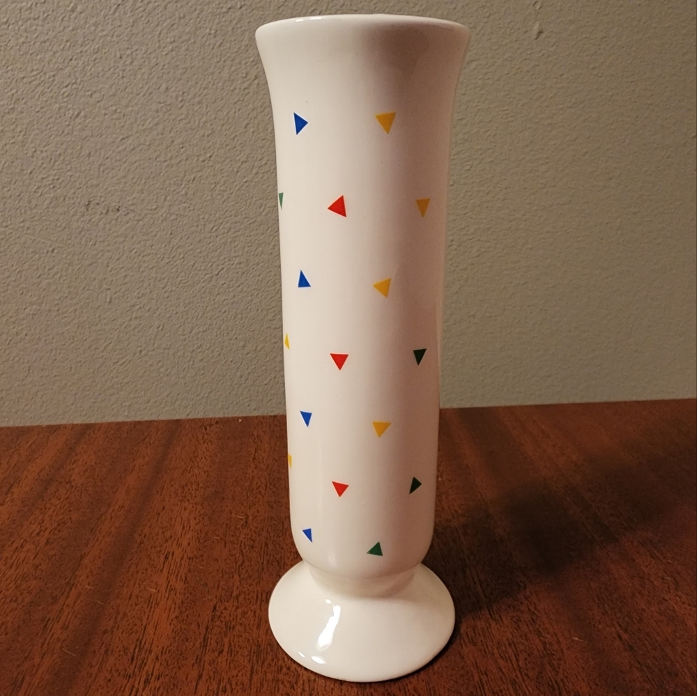 80s Triangle Pattern Vase